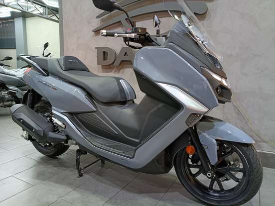 DAFRA-MAXSYM 400 GT-2026