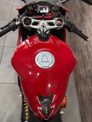 DUCATI-SUPERBIKE 1199 PANIGALE DUCATI-SUPERBIKE 1199 PANIGALE-2015