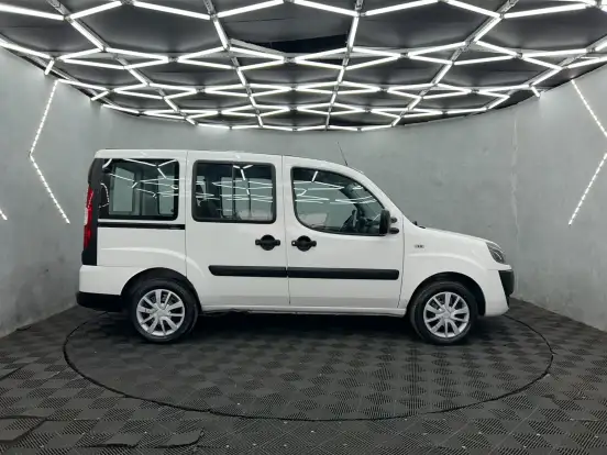 FIAT-DOBLÒ-1.8 MPI ESSENCE 16V FLEX 4P MANUAL FIAT-DOBLÒ-2019