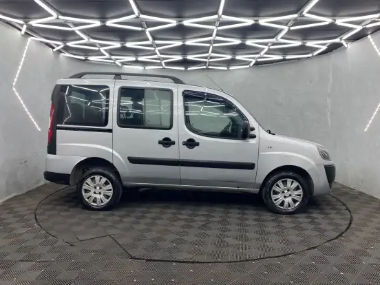 FIAT-DOBLÒ-1.8 MPI ESSENCE 16V FLEX 4P MANUAL FIAT-DOBLÒ-2019