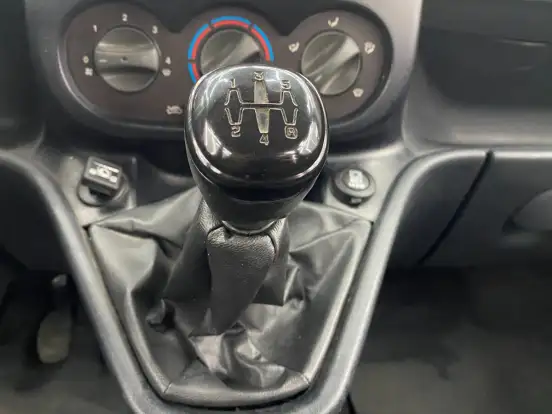 FIAT-DOBLÒ-1.8 MPI ESSENCE 16V FLEX 4P MANUAL FIAT-DOBLÒ-2020