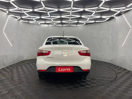 FIAT-GRAND SIENA-2021