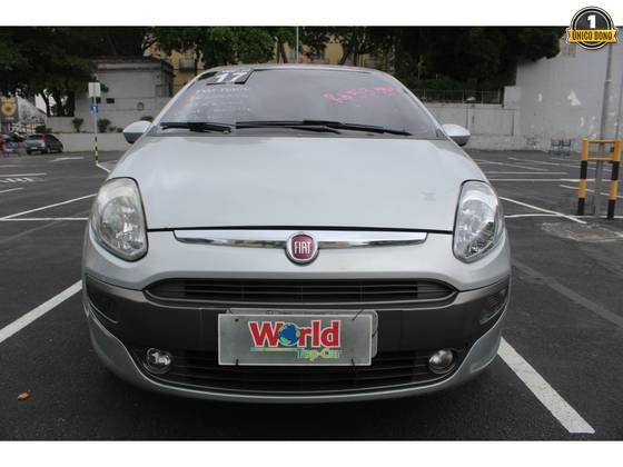 FIAT PUNTO 1.6 ESSENCE 16V FLEX 4P MANUAL