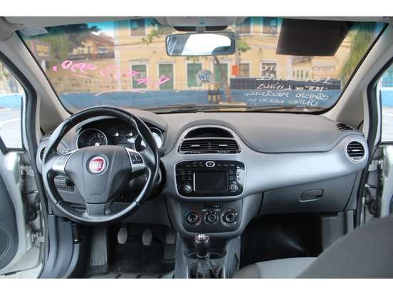 FIAT-PUNTO-1.6 ESSENCE 16V FLEX 4P MANUAL FIAT-PUNTO-2017