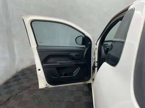 FIAT-STRADA-2023