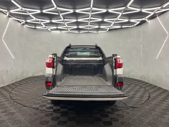 FIAT-STRADA-2016