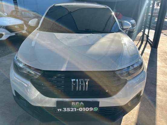 FIAT-STRADA-2021