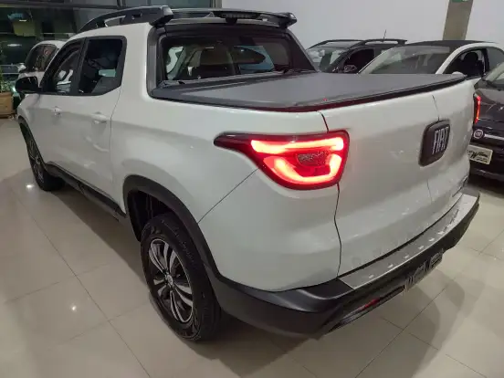 FIAT-TORO-1.3 TURBO 270 FLEX FREEDOM AT6 FIAT-TORO-2023