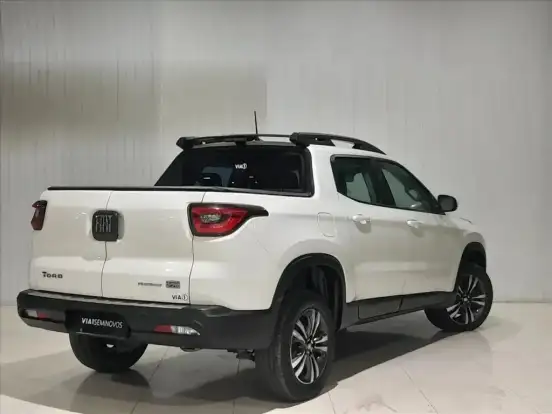 FIAT-TORO-1.3 TURBO 270 FLEX FREEDOM AT6 FIAT-TORO-2023