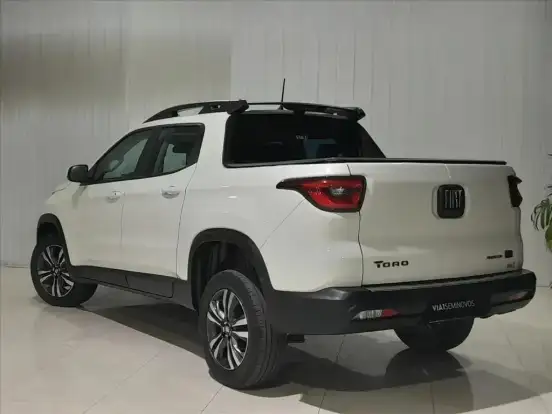 FIAT-TORO-1.3 TURBO 270 FLEX FREEDOM AT6 FIAT-TORO-2023
