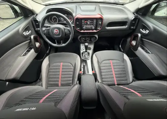 FIAT-TORO-2017