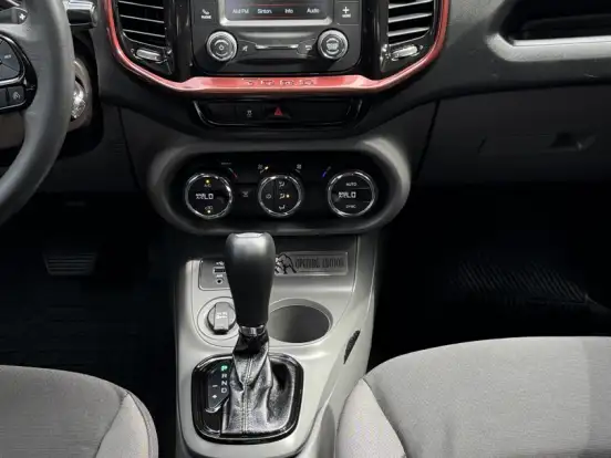 FIAT-TORO-1.8 16V EVO FLEX FREEDOM AT6 FIAT-TORO-2017