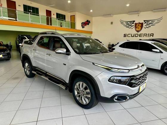 FIAT TORO 2.0 16V TURBO DIESEL RANCH 4WD AT9