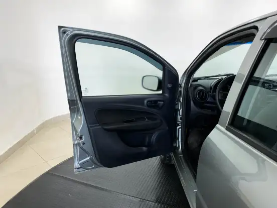 FIAT-UNO-2016