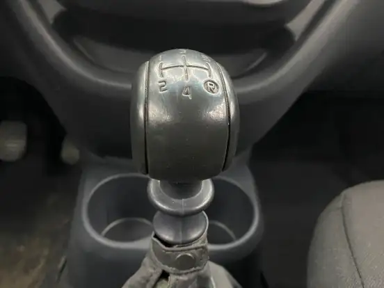 FIAT-UNO-2015