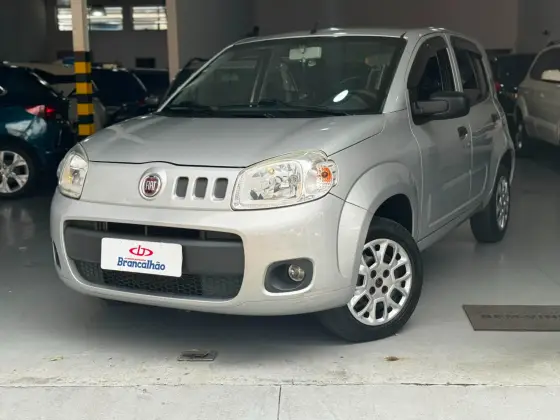 FIAT UNO 1.0 EVO VIVACE 8V FLEX 4P MANUAL FIAT UNO 1.0 EVO VIVACE 8V FLEX 4P MANUAL