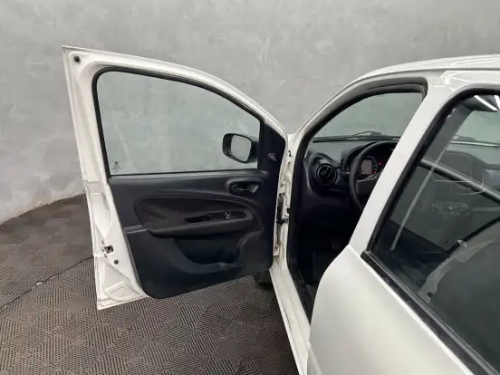 FIAT-UNO-2021