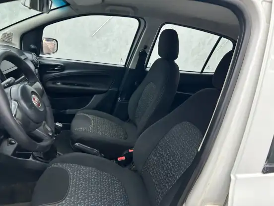 FIAT-UNO-2021