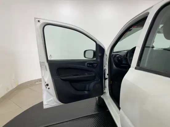 FIAT-UNO-2019