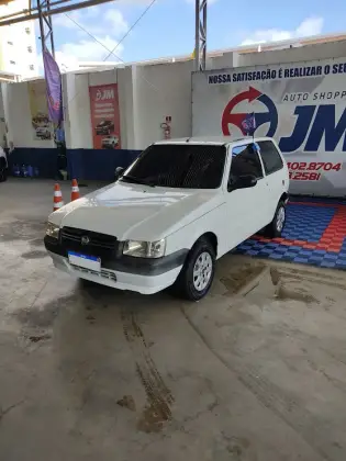 FIAT UNO 1.0 MPI MILLE WAY ECONOMY 8V FLEX 2P MANUAL FIAT UNO 1.0 MPI MILLE WAY ECONOMY 8V FLEX 2P MANUAL