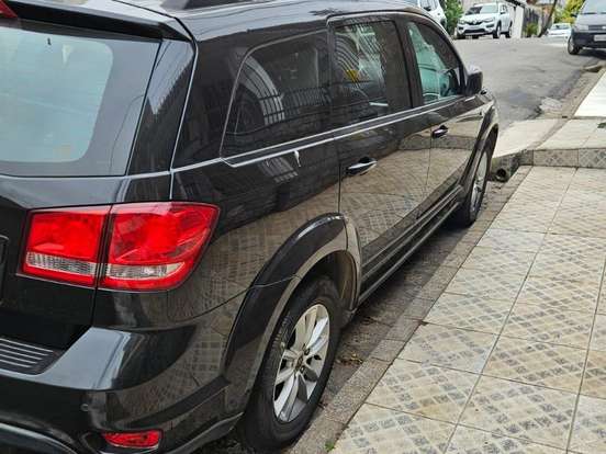 FIAT-FREEMONT-2.4 PRECISION 16V GASOLINA 4P AUTOMÁTICO FIAT-FREEMONT-2013
