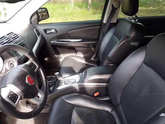 FIAT-FREEMONT-2.4 PRECISION 16V GASOLINA 4P AUTOMÁTICO FIAT-FREEMONT-2012