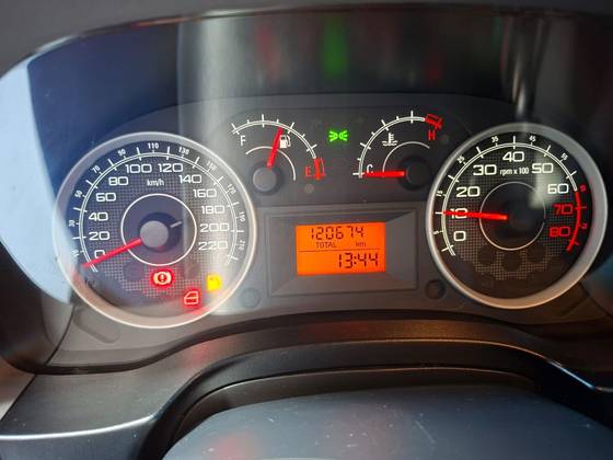 FIAT IDEA 1.6 MPI ESSENCE 16V FLEX 4P MANUAL