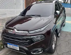 FIAT TORO 2.0 16V TURBO DIESEL RANCH 4WD AT9 FIAT TORO 2.0 16V TURBO DIESEL RANCH 4WD AT9