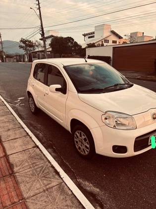 FIAT UNO 1.0 EVO VIVACE 8V FLEX 2P MANUAL