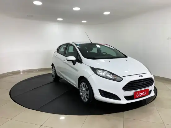 FORD-FIESTA-2014