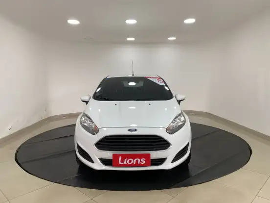 FORD-FIESTA-2015