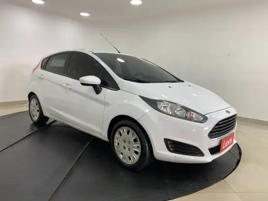 FORD-FIESTA-2015