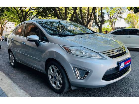 FORD FIESTA 1.6 MPI SEDAN 8V FLEX 4P MANUAL