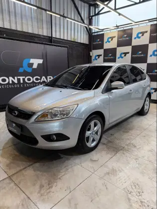 FORD FOCUS 1.6 GL SEDAN 8V FLEX 4P MANUAL FORD FOCUS 1.6 GL SEDAN 8V FLEX 4P MANUAL