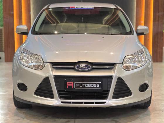 FORD FOCUS 2.0 SE 16V FLEX 4P POWERSHIFT