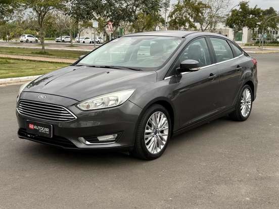 FORD-FOCUS-2.0 SE SEDAN 16V FLEX 4P POWERSHIFT FORD-FOCUS-2016