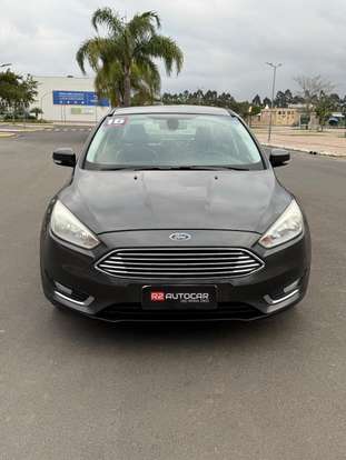 FORD-FOCUS-2016