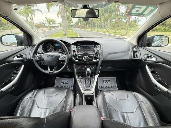 FORD-FOCUS-2.0 SE SEDAN 16V FLEX 4P POWERSHIFT FORD-FOCUS-2016