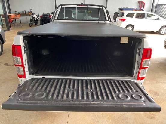 FORD-RANGER-2.2 XL 4X4 CS 16V DIESEL 2P MANUAL FORD-RANGER-2023