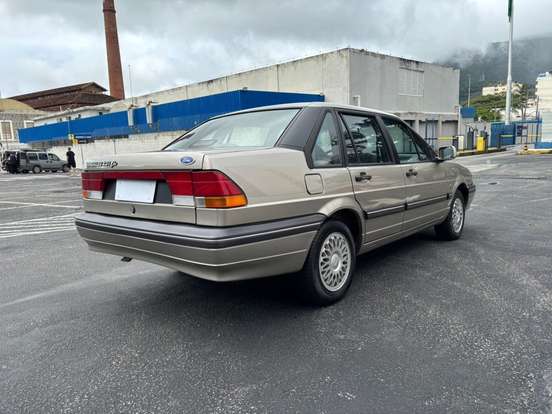 FORD-VERSAILLES-2.0 I GHIA 8V GASOLINA 4P MANUAL FORD-VERSAILLES-1994