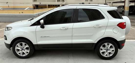FORD-ECOSPORT-2014