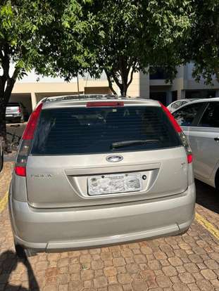 FORD-FIESTA-2010