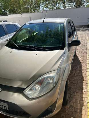 FORD-FIESTA-2010
