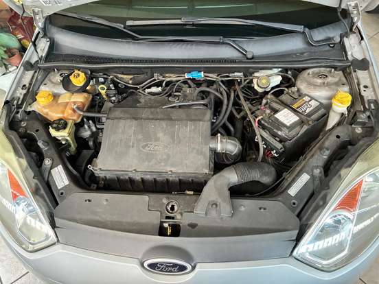 FORD-FIESTA-1.6 ROCAM SE 8V FLEX 4P MANUAL FORD-FIESTA-2013