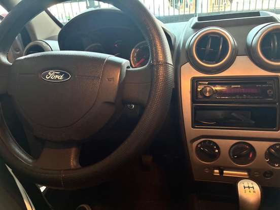 FORD-FIESTA-1.6 ROCAM SE 8V FLEX 4P MANUAL FORD-FIESTA-2013