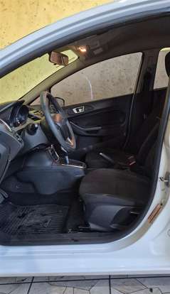 FORD-FIESTA-2014