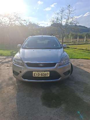 FORD-FOCUS-2008