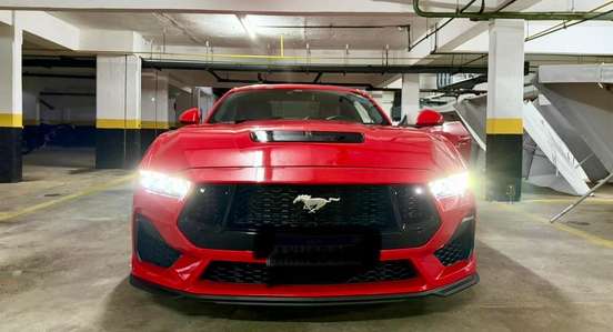 FORD-MUSTANG-2024