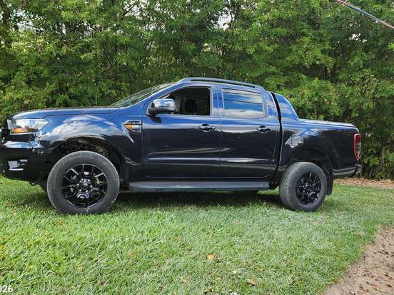 FORD-RANGER-2.2 BLACK 4X2 CD 16V DIESEL 4P AUTOMÁTICO FORD-RANGER-2022