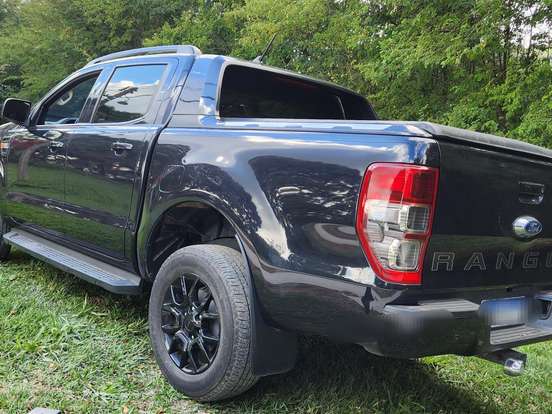 FORD-RANGER-2.2 BLACK 4X2 CD 16V DIESEL 4P AUTOMÁTICO FORD-RANGER-2022